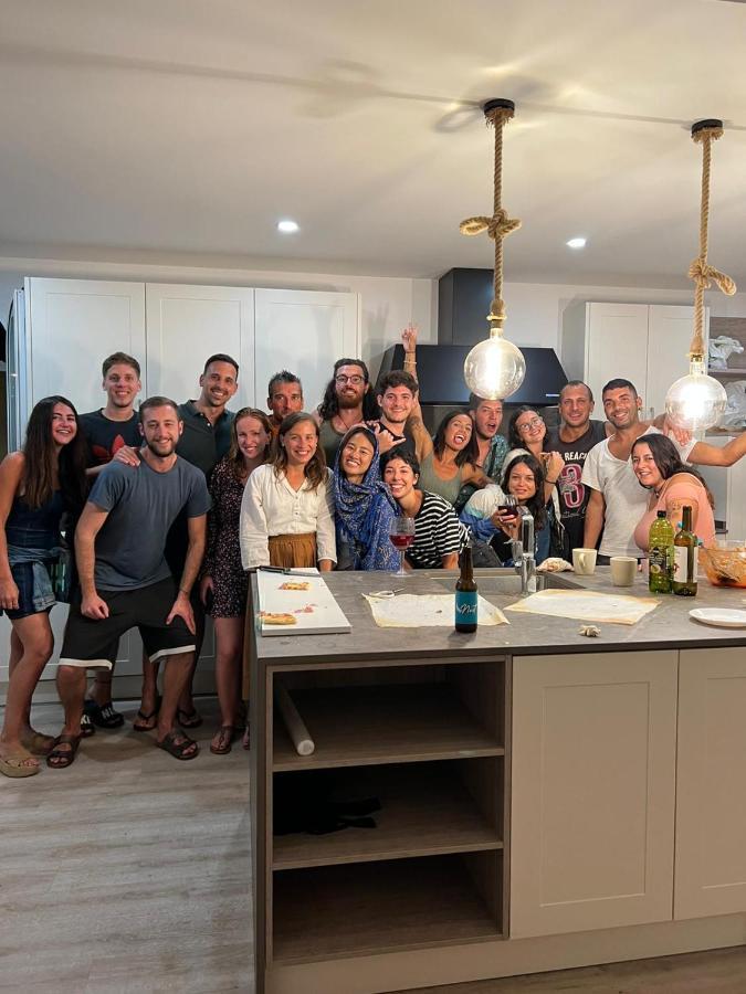 Duque Nest Hostel Costa Adeje  ภายนอก รูปภาพ