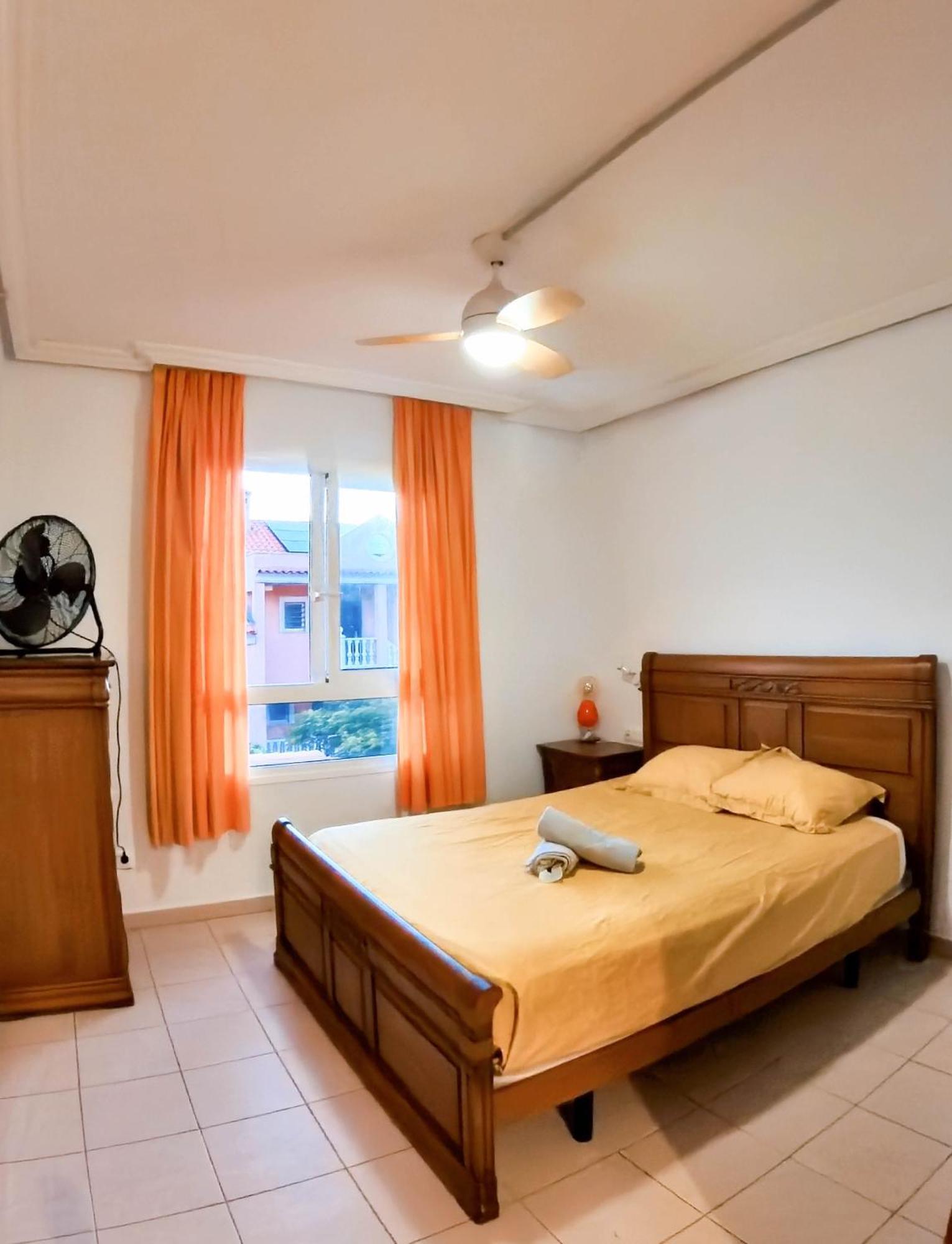 Duque Nest Hostel Costa Adeje  ภายนอก รูปภาพ